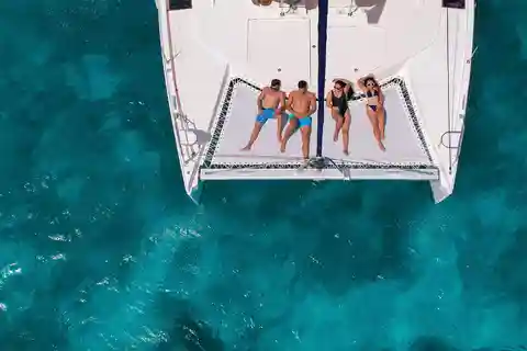 Voile de luxe à Cozumel, plongée avec masque et tuba + déjeuner et open bar