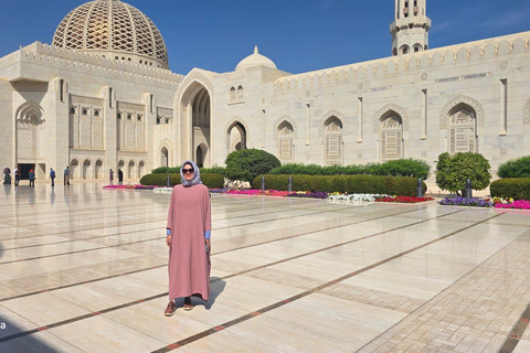 Oman Full-Day Tour: Muscat, Wadi & Wahiba Sand Desert Sunset