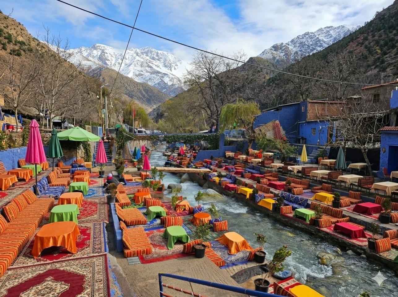 Marrakesch: Ourika-Wasserfälle, Atlasgebirge, Guide + Mittagessen