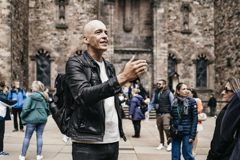 Edinburgh: Royal Mile and Edinburgh Castle Small Group Tour Small Group Tour (15 person max.)