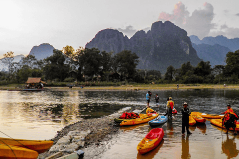 Vang Vieng: Kayaking&Cave Tubing&Trekking&Blue Lagoon