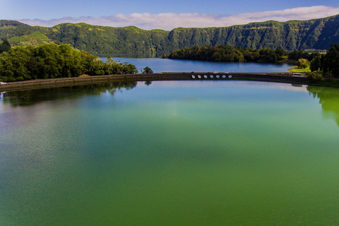 Ponta Delgada: Sete Cidades Jeep Tour