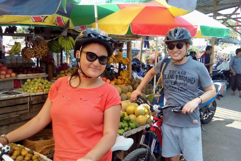 Borobudur tample, Cycling & Elo River Rafting Tour