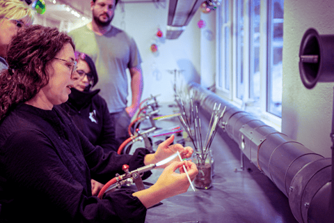 Kabelvåg: Laboratorio di gioielli in vetroKabelvåg: Laboratorio di gioielli in vetro - 1 ora