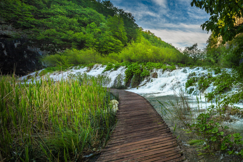 Plitvice Lakes: National Park Official Entry Ticket Entrance 1: Road D429 Access (Selište Drežničko – Prijeboj)