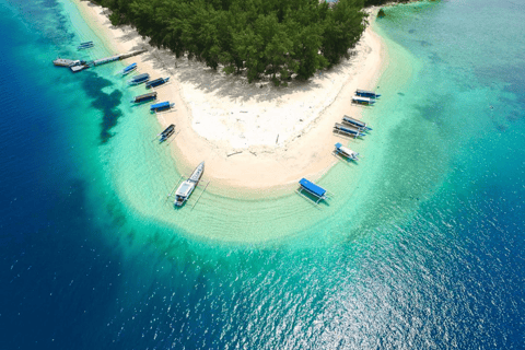 From Lombok: Gili Islands Snorkeling Tour with Hotel Pickup