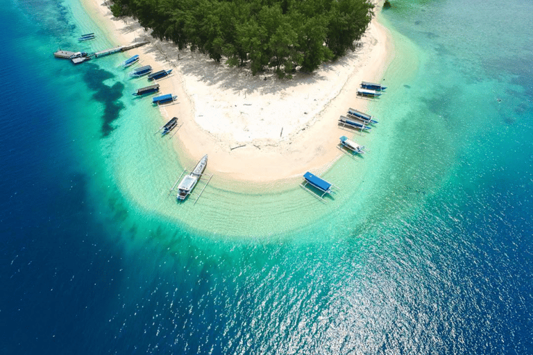 From Lombok: Gili Islands Snorkeling Tour with Hotel Pickup