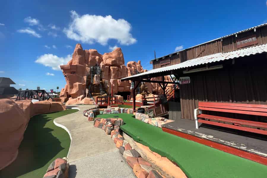 Orlando: Eintrittskarte für Bonanza Golf & Gifts. Foto: GetYourGuide