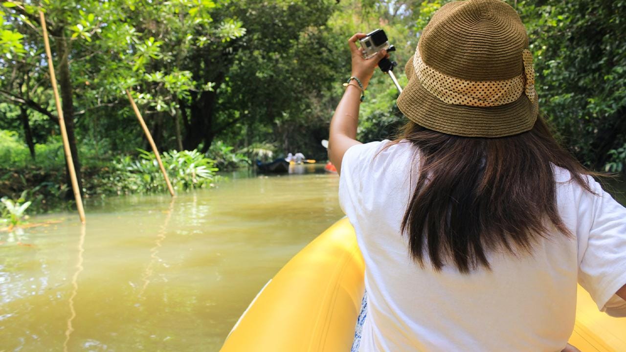 Negombo: Geführte Kajaktour in der Lagune