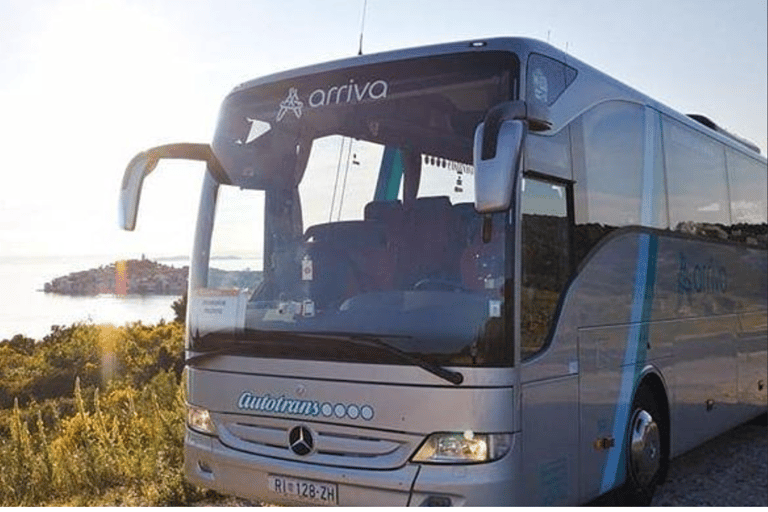 Zagreb: Direct bus Transfer from/to Split Single from Split to Zagreb