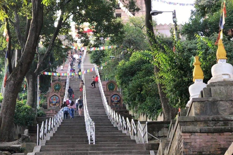 Kathmandu: Private Tour with Food Tasting & Swayambhu Sunset