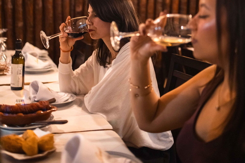 Lisbon: Graça Food & Wine Tour in Traditional Taverns Food & Wine Walking Tour