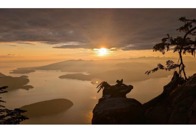 Vancouver: St. Mark's Summit Guided Hike