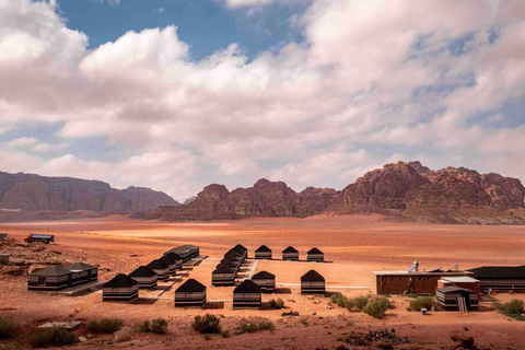 tour de medio día en camello con estancia de una noche