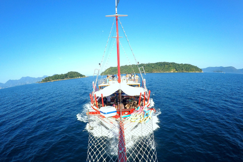 Rio de Janeiro: Ilha Grande Boat Tour, Blue Lagoon & Lunch