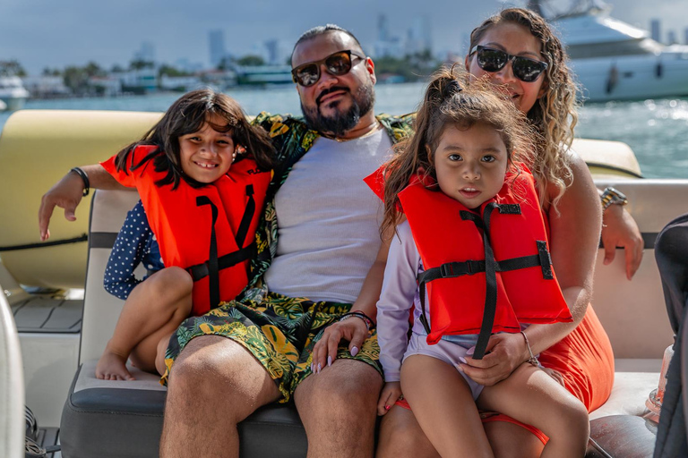 Aluguel de barco com capitão em Miami Beach - até 6 pessoas