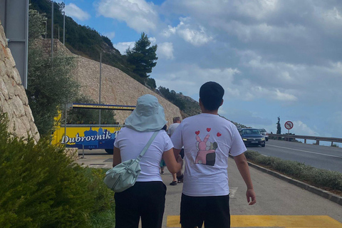 جولة "هوب أون هوب أوف" الصفراء المكشوفة: شاهد مدينة دوبروفنيك في 90 دقيقة