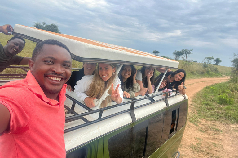 Kampala: 2-Day Best of Uganda Murchison Falls Safari Tour