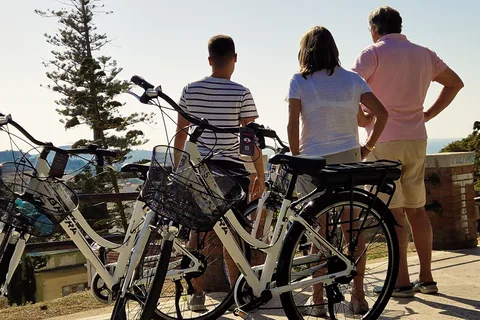 Cagliari : visite guidée de 2 heures en E-Bike avec café