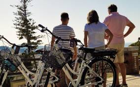 Cagliari: 2 hours sightseeing tour by e-bike