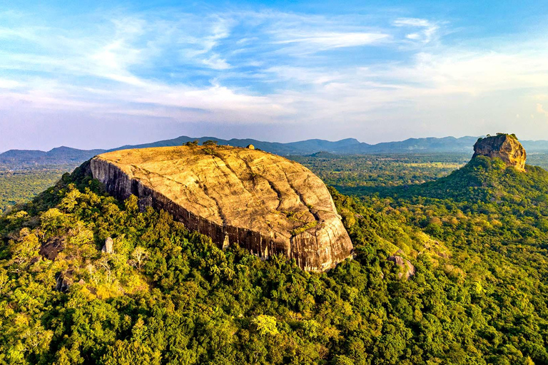 Sri Lanka : 4-Day Culture Triangle Tour with 3 Nights 4 Days