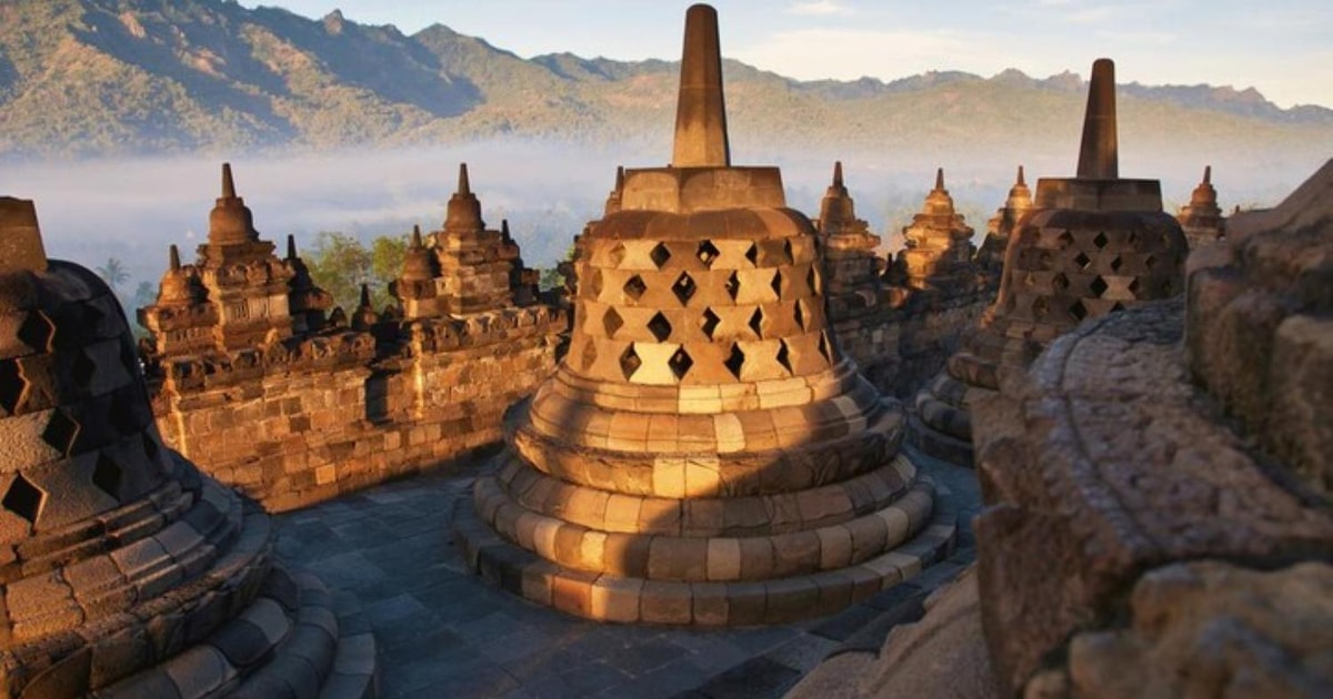 Borobudur Merapi Vulkaan Prambanan Dagtour Getyourguide