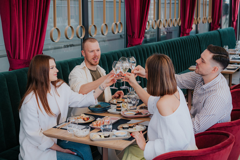 Centrum Gdańska: Kolacja na dachu na 8. piętrzeCentrum Gdańska: Restauracja na dachu na 8 piętrze