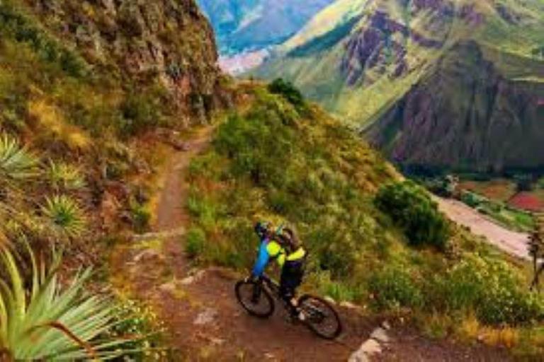 Mountain biking in Maras and Moray