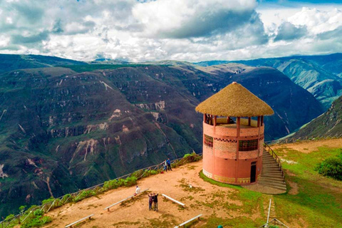 Chachapoyas: Ruta Mirador : Adventure and Scenery