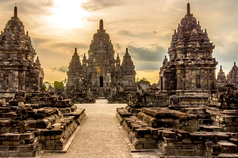 Yogyakarta: Nascer do sol em Borobudur, vulcão Merapi e Prambanan