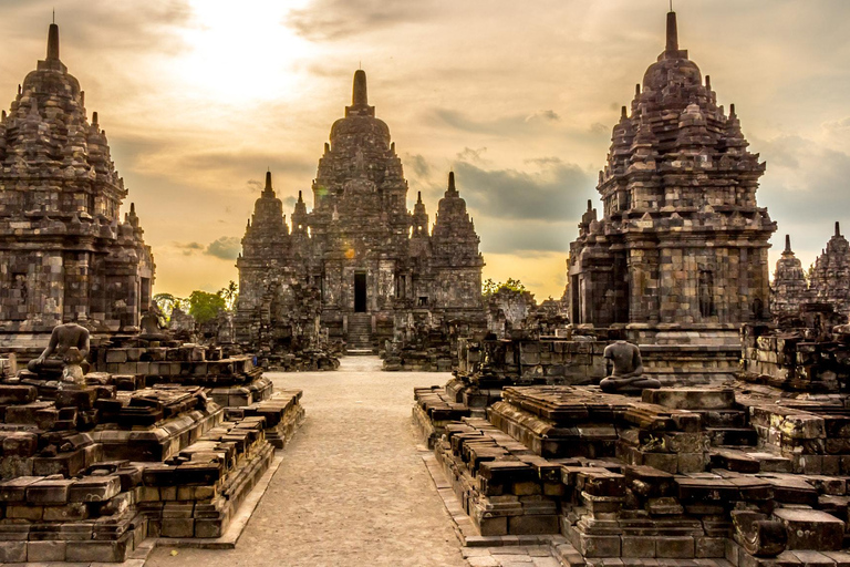 Yogyakarta: Nascer do sol em Borobudur, vulcão Merapi e Prambanan