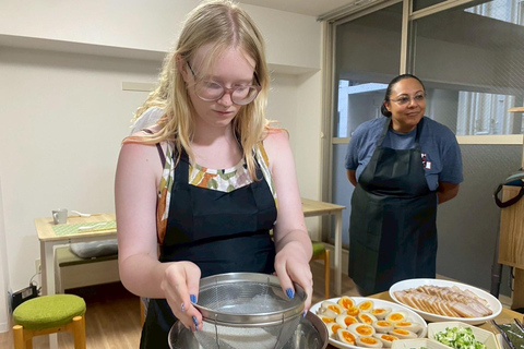 Osaka: Cooking Class Ramen & Gyoza Course in Nanba