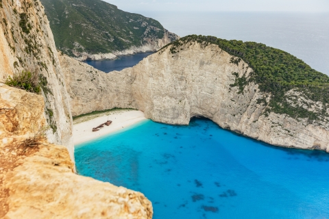 Zakynthos: Schiffswrack-Strand zu Lande & Meer Blaue Höhlen TagestourGruppenreise