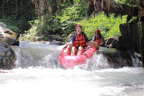 Ubud: Pakerisan Jungle River Tubing Abenteuer mit MittagessenTubing-Abenteuer mit Treffpunkt