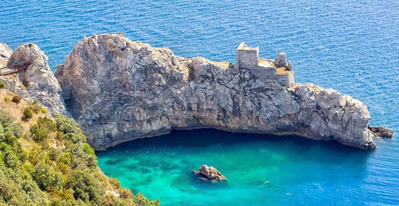 From Amalfi: Amalfi Coast 6-Hour Private Grottoes Boat Trip