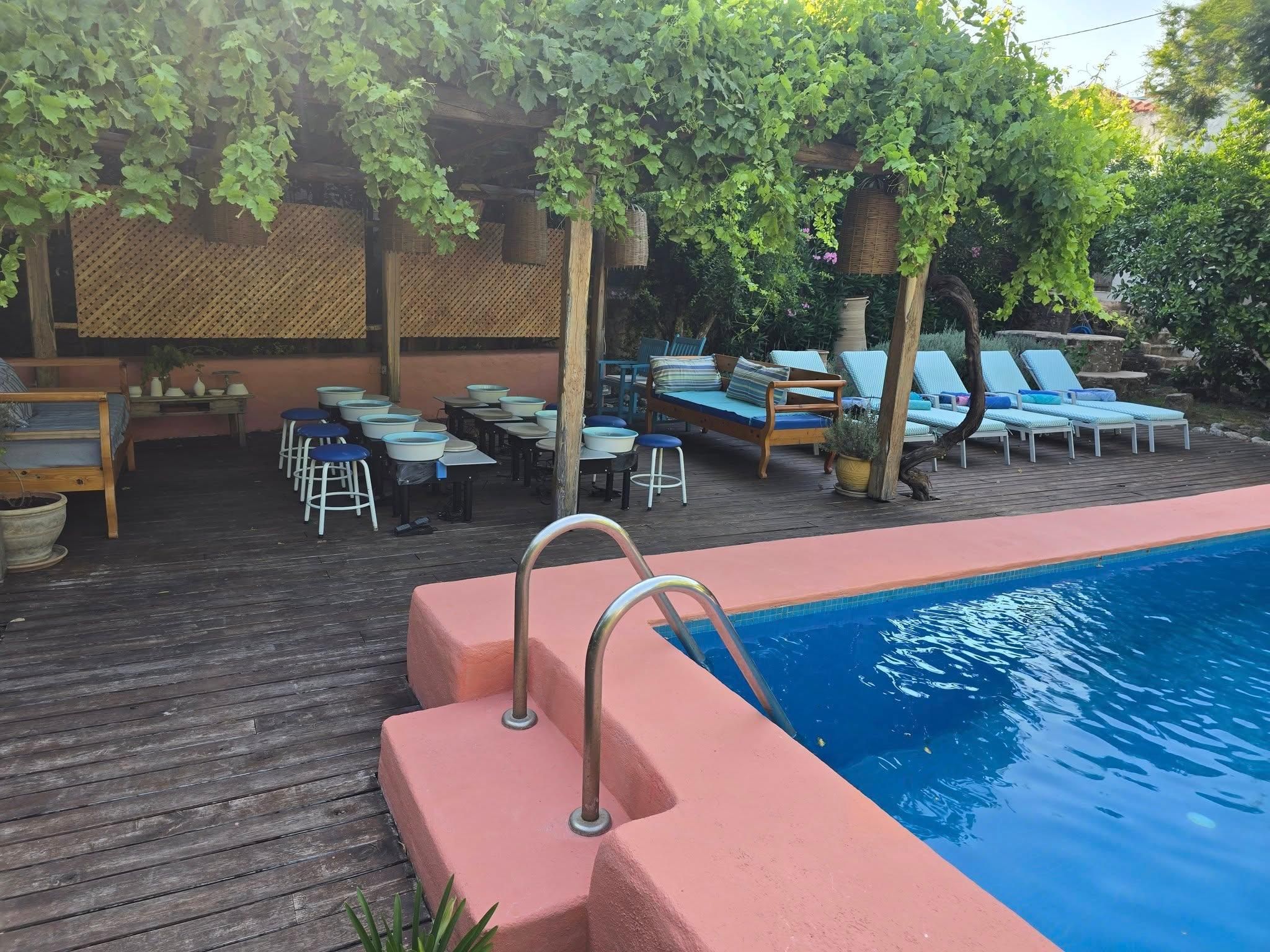 Rhodos: Töpfer-Workshop mit Mittagessen und Entspannung am Pool