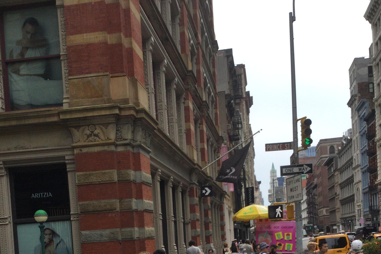 New York City: Walking Tour of SoHo and NoHo. New York City: Walking Tour of SoHo