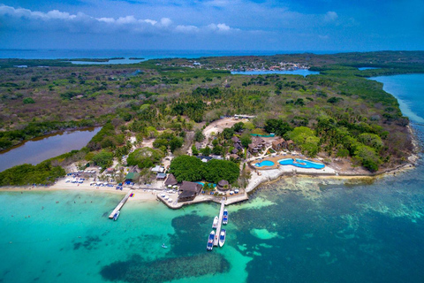Cartagena: 3 Private Islands Day Trip with Lunch & Drinks