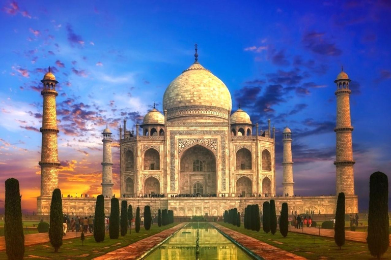 From Delhi: Private Agra Day Tour With Breakfast and DrinksTour with AC Car, Driver and Guide