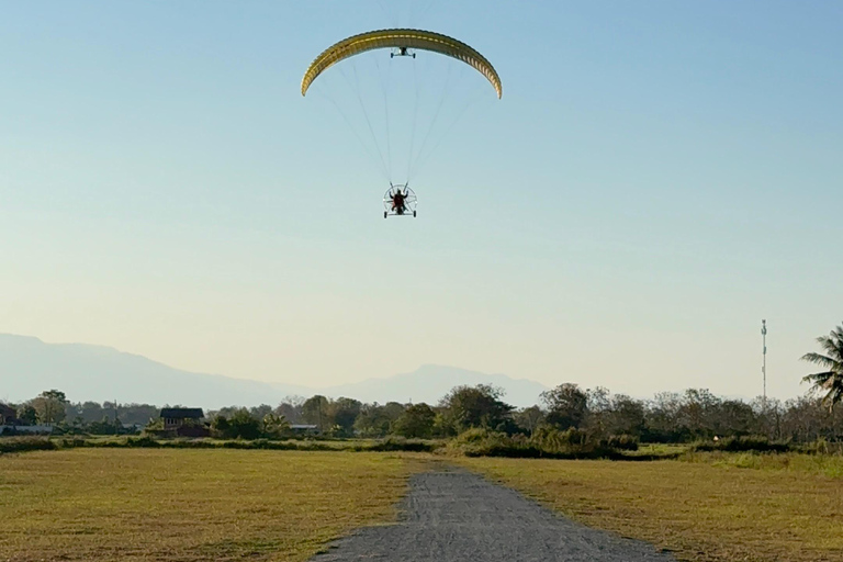 Chiang Mai: paramotor freedom to fly