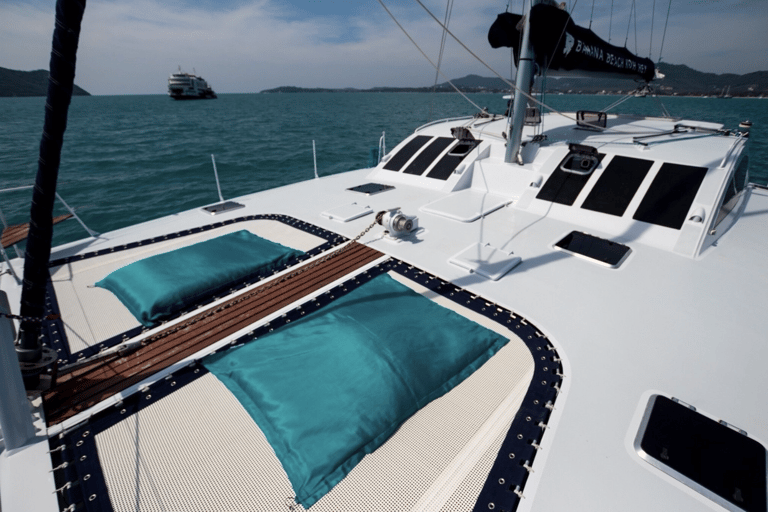 Phuket: Private Catamaran Island Day Trip & Refreshment Catamaran - Best of Phi Phi islands