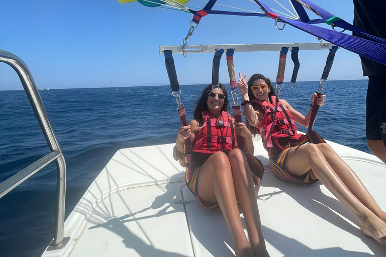 Santorini: Esperienza di parasailingPerissa,Perivolos,St.George