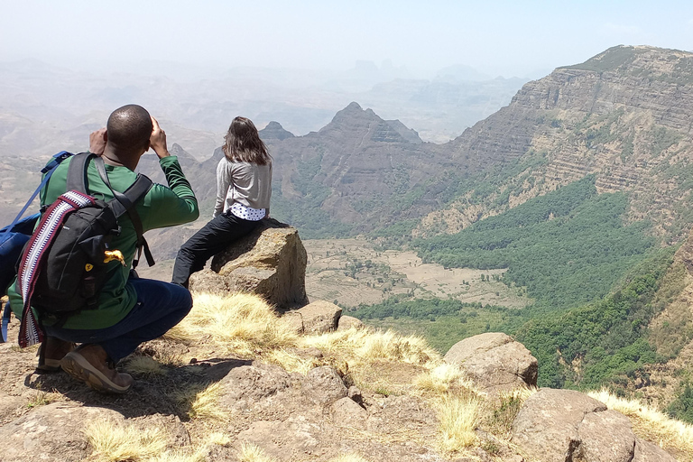 Etiopia Najlepsze 16-dniowe wycieczki, trekking w góry, wulkan, plemiona16 dni góry Simien, depresja Danakil, plemię Omo Vallely