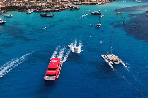 傍晚双体船渡轮巡游至蓝泻湖傍晚双体船巡游蓝泻湖