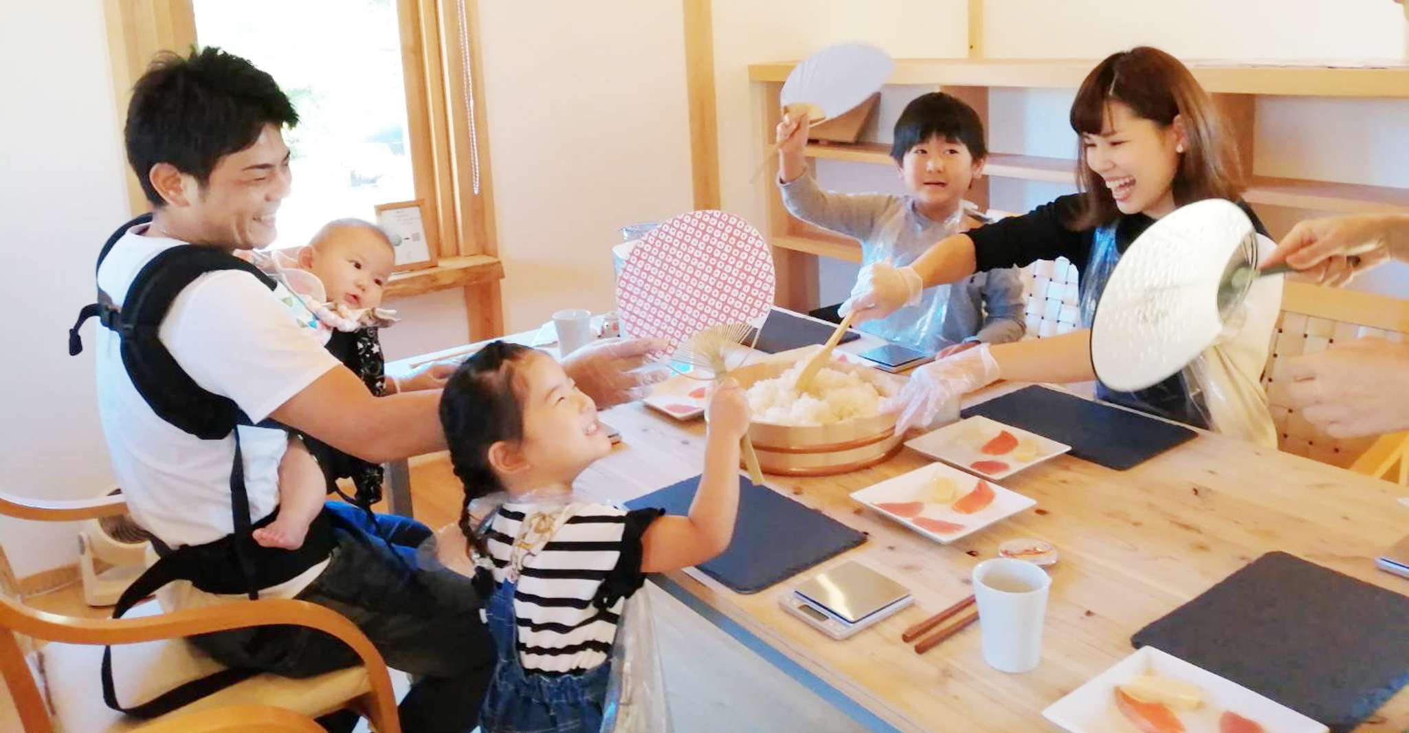 Kyoto: Small-Group Authentic Sushi Making Workshop photo 13