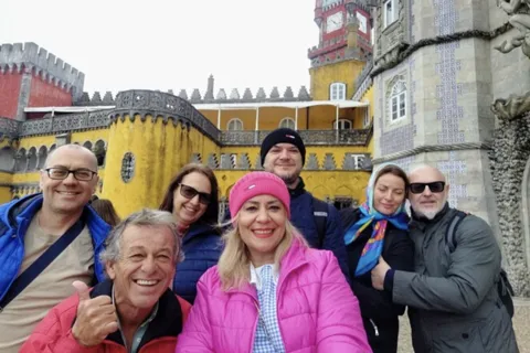 Lisboa: Excursión de un día a Sintra, Regaleira, Palacio de la Pena y Cascais