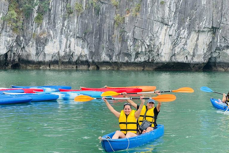 Hanoi: Ha Long Bay Day Cruise with Lunch, Cave & Kayaking Pick up in Hanoi old quarter
