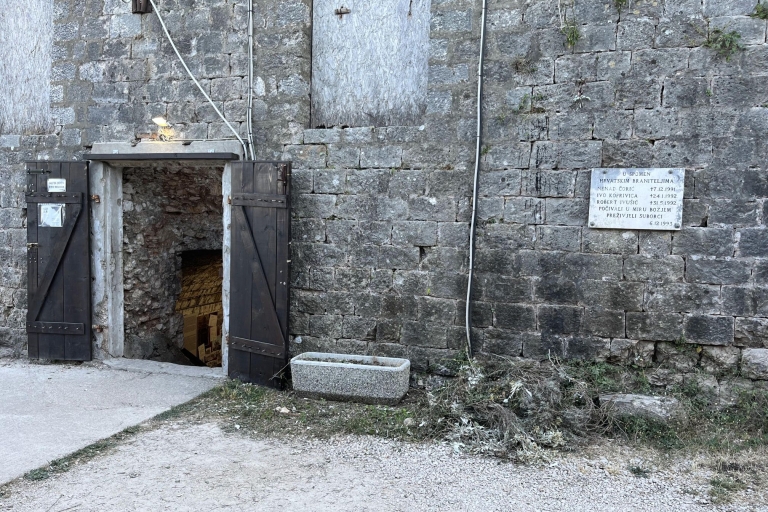 Oorlog in Joegoslavië in Dubrovnik - Ervaring van een 11-jarig meisjeDubrovnik Joegoslavië Oorlogsverhaal - Ervaring van een 11-jarige