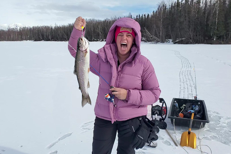 Anchorage: Ice Fishing Trip With Transportation