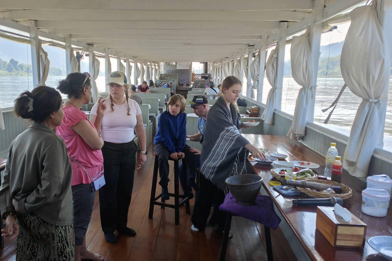 Luxury Mekong Cruise: Chiang Rai to Luang Prabang (2 Days)